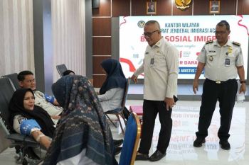 Semarak HUT ke-81 RI, Imigrasi Aceh donorkan darah untuk sesama