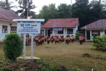 Sekolah pulau terluar di Simeulue belum terima program MBG
