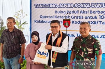 Peringati HUT ke-81 RI, Bulog dan Kodam XXII/Tambun Bungai gelar operasi katarak gratis