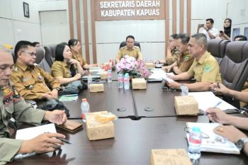 Pemkab Kapuas siapkan relokasi Pasar Ikan Grosir ke Pelabuhan Danau Mare