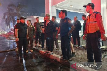 Gedung Biro Kesra Setda di Kompleks Kantor Gubernur Kalteng terbakar
