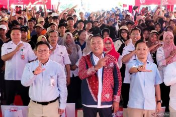 Bank Jatim-OJK tanamkan budaya menabung pelajar SMP/SMA di Situbondo