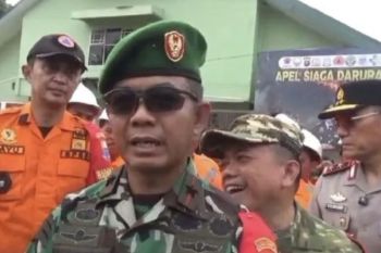 Satgas masih berjibaku padamkan kebakaran lahan gambut di Jambi