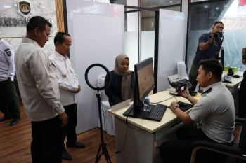 Imigrasi hadir di Sintang melayani warga perbatasan