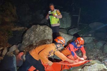 Pencari burung meninggal terperosok ke jurang sedalam 50 meter