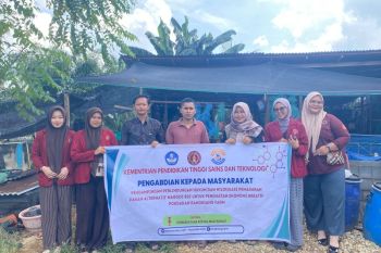 Dosen Undhari dampingi Pokdakan Rangkiang Farm kembangkan pakan alternatif maggot BSF berkelanjutan