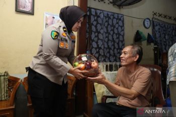 Jelang Hari Jadi ke-78, Polwan Tapsel perkuat kepedulian sosial