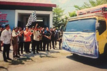 Gubernur Sulsel-Bulog lepas penyaluran bantuan pangan beras