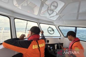 Basarnas cari penumpang KM Bukit Siguntang diduga lompat ke laut