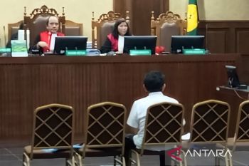 Delapan terdakwa kasus korupsi LPEI jalani sidang tuntutan hari ini