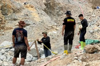 Lima warga tewas tertimbun longsor lereng bukit tambang emas ilegal di Gorontalo