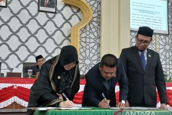 IIliza: Fiskal Banda Aceh masih bergantung dari transfer pusat, tapi menuju kemandirian