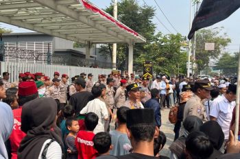 Polisi kerahkan 400 personel kawal aksi di Gedung Orang Tua Cengkareng
