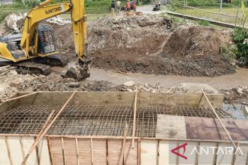 Pemkab Agam mulai bangun 16 jembatan rusak dampak bencana hidrometeorologi