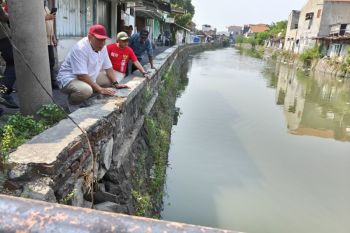 Anggota DPR RI pantau langsung kondisi jembatan Jetis