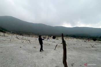 Garut expands English training as foreign tourist visits rise