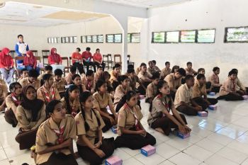 Asmo Sulsel dan Polsek Somba Opu edukasi keselamatan berkendara pelajar