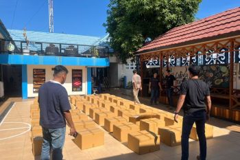 Polda Sultra sita 48 dus rokok ilegal di Kendari