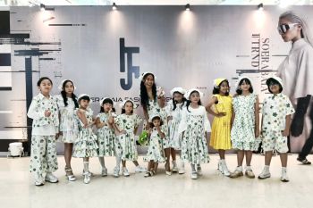 Kini Kita usung gaya klasik 1960-an di Soerabaia Fashion Trend