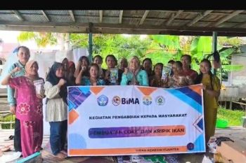 Universitas PGRI Palangka Raya perkuat produk olahan perikanan kelompok wanita nelayan