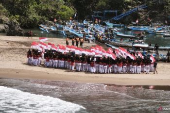 Pemkab Gunungkidul sukses gelar upacara di Pantai Baron