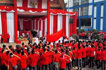 Megawati memimpin peringatan HUT Ke-81 RI di Lenteng Agung