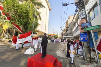 Upacara HUT ke-81 RI di Jalan Genteng Muhammadiyah hidupkan sejarah
