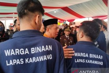 837 narapidana Lapas Karawang terima remisi HUT Ke-81 RI