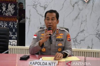 Polisi rutin patroli di lokasi gempa mencegah pencurian dan penjarahan