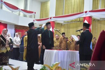 Bupati Padang Pariaman lantik Sekda definitif