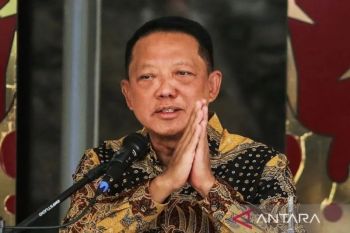 Febrie minta barang bukti 74 kg emas dan uang segera dikembalikan