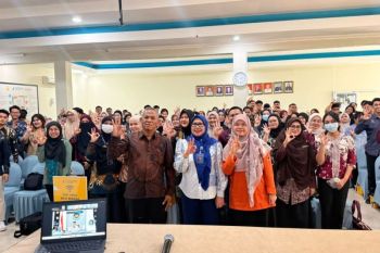 138 petugas SPPG di Makassar dilatih deteksi dini keamanan pangan MBG