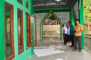 Kemenag Mabar NTT mendata kerusakan rumah ibadah dan madrasah pascagempa