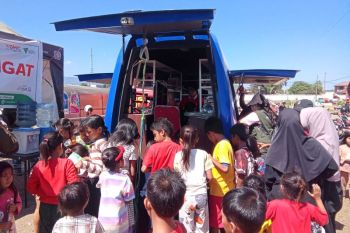 Disarpus Sikka menggelar trauma healing bagi anak lewat kegiatan literasi