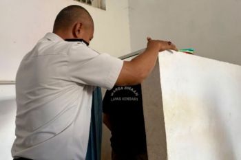 Lapas Kendari tes urine acak narapidana cegah peredaran narkoba