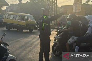 Polresta Karawang maksimalkan pengaturan arus lalu lintas di jam-jam sibuk