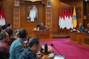 Gubernur Bali minta OPD realisasikan target pendapatan asli daerah tahun 2026