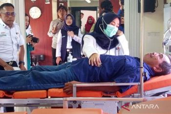 KAI Madiun berikan pengobatan gratis melalui Rail Clinic di Ngawi