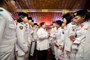 Prabowo apresiasi dedikasi Paskibraka kibarkan Sang Merah Putih