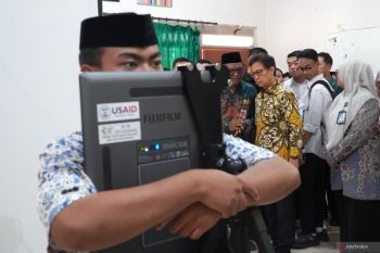 Skrining tuberkulosis santri Tebuireng Jombang