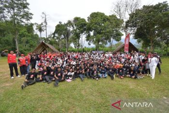Ratusan peserta ikuti Merdeka Trekking Festival di Bukittinggi