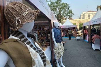Sambut HUT ke-81 Jateng, ratusan UMKM pameran di halaman kantor gubernur