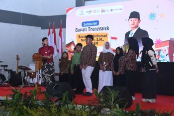 OJK apresiasi program Sangu Sampah bagi pelajar di Trenggalek