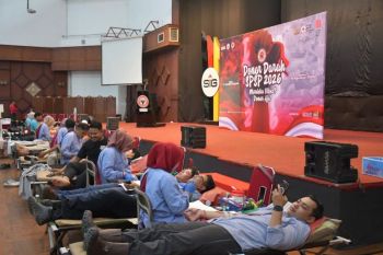 Semarak HUT Kemerdekaan RI dan Kota Padang, PT Semen Padang Sumbangkan 326 Kantong Darah ke PMI