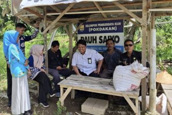 Pariaman upayakan buka tambak ikan tertutup lumpur terdampak bencana