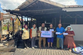 YBM PLN salurkan bantuan bagi korban kebakaran Antasan Senor Martapura