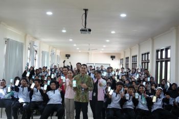 PLN edukasi 98 siswa SMA Averos Sorong tentang keselamatan ketenagalistrikan