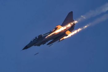 China dan UEA perkuat kerja sama militer lewat latihan udara Falcon Shield 2026