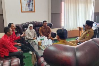 Manggala-Agni perkuat pengendalian karhutla di perbatasan Sambas