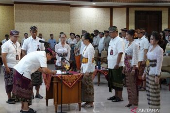 Bupati Badung minta pejabat baru terus optimalkan pelayanan publik